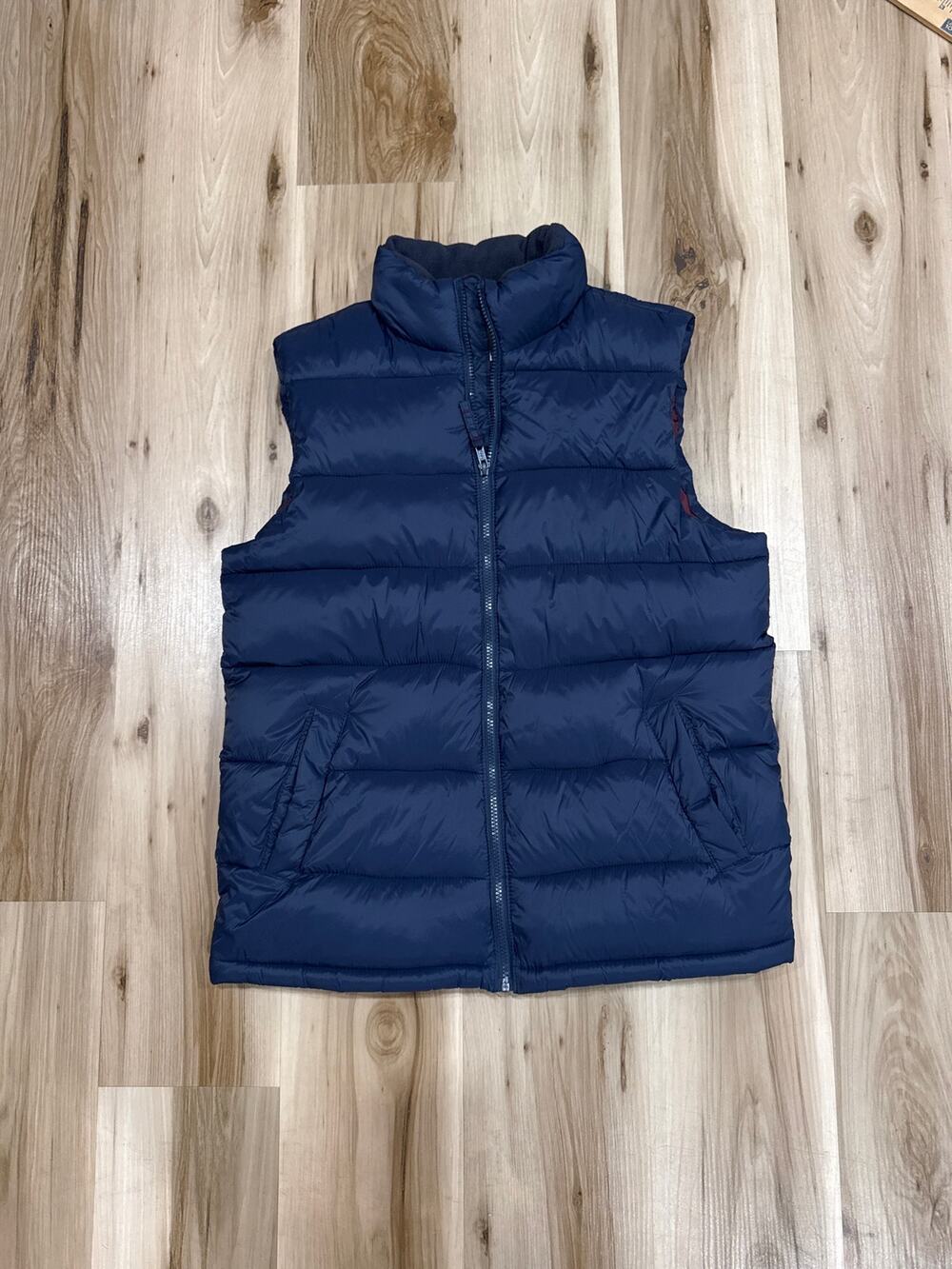 Old Navy Men's Frost-Free Puffer Vest In the Navy Size M